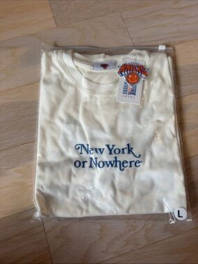New York or Nowhere Cream Short Sleeve Tee - Knicks Tag